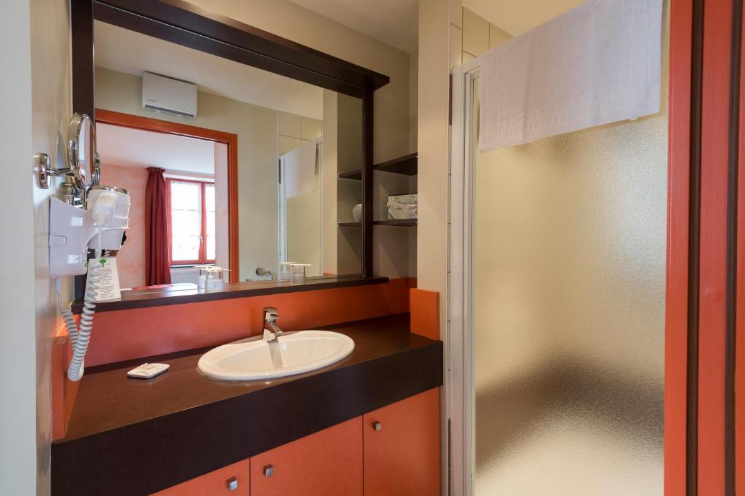 Photo of Bathroom in Jougne