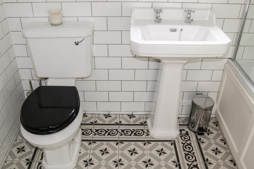 Photo of Bathroom in Staithes