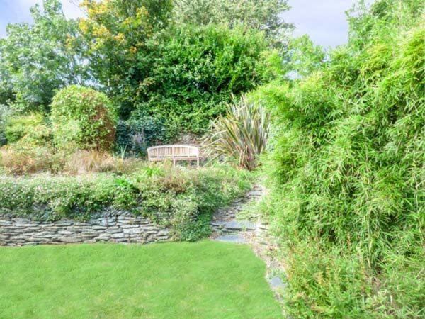 Photo of Others in Rock