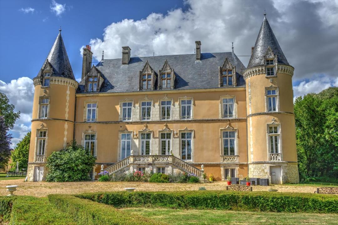 Photo of Others in Saint-Denis-sur-Huisne