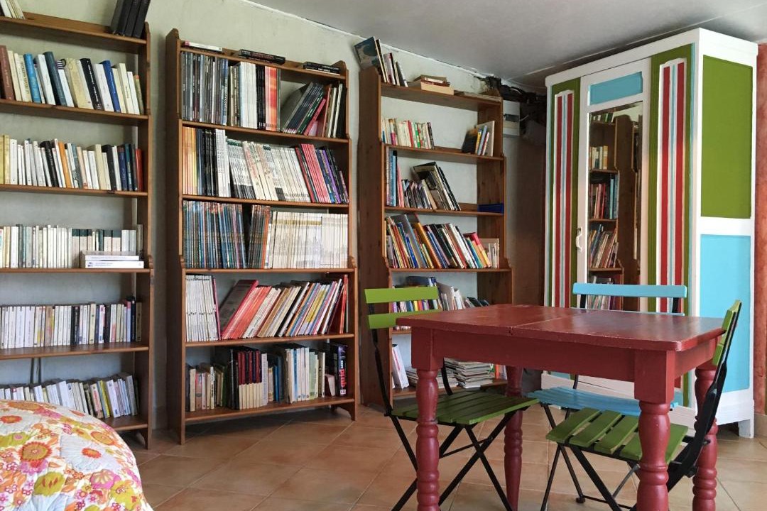 Photo of Others in Plesder