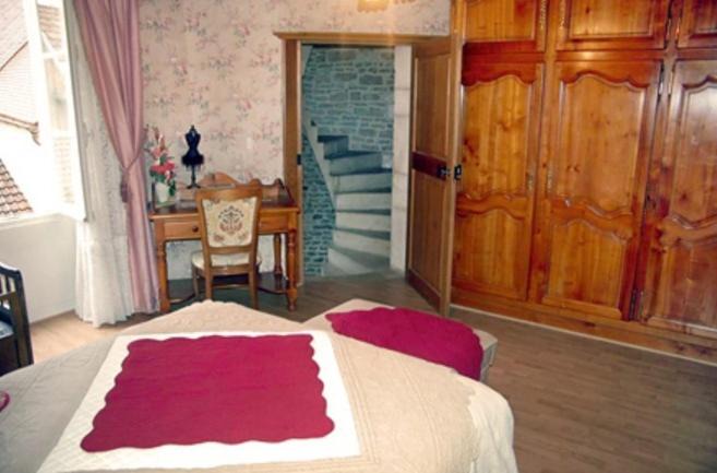 Photo of Others in Salives