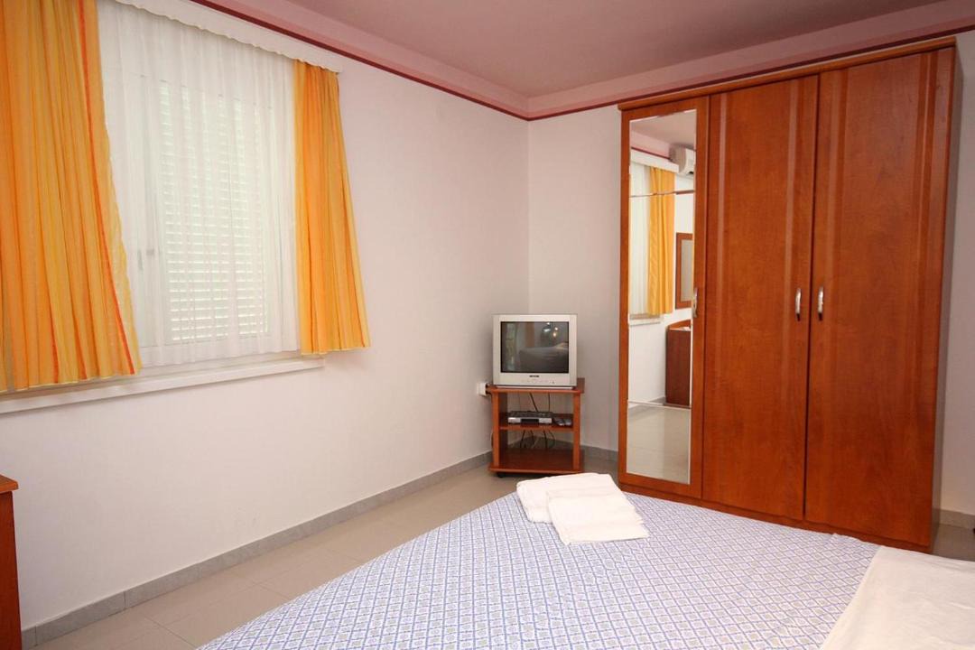 Photo of Bedroom in Slano