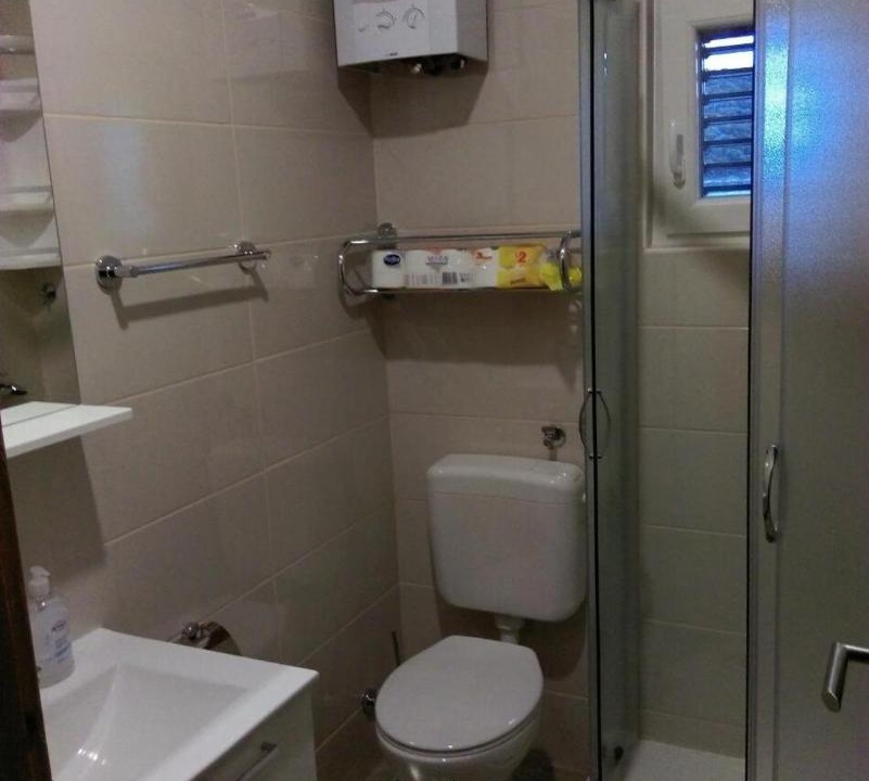 Photo of Bathroom in Zman