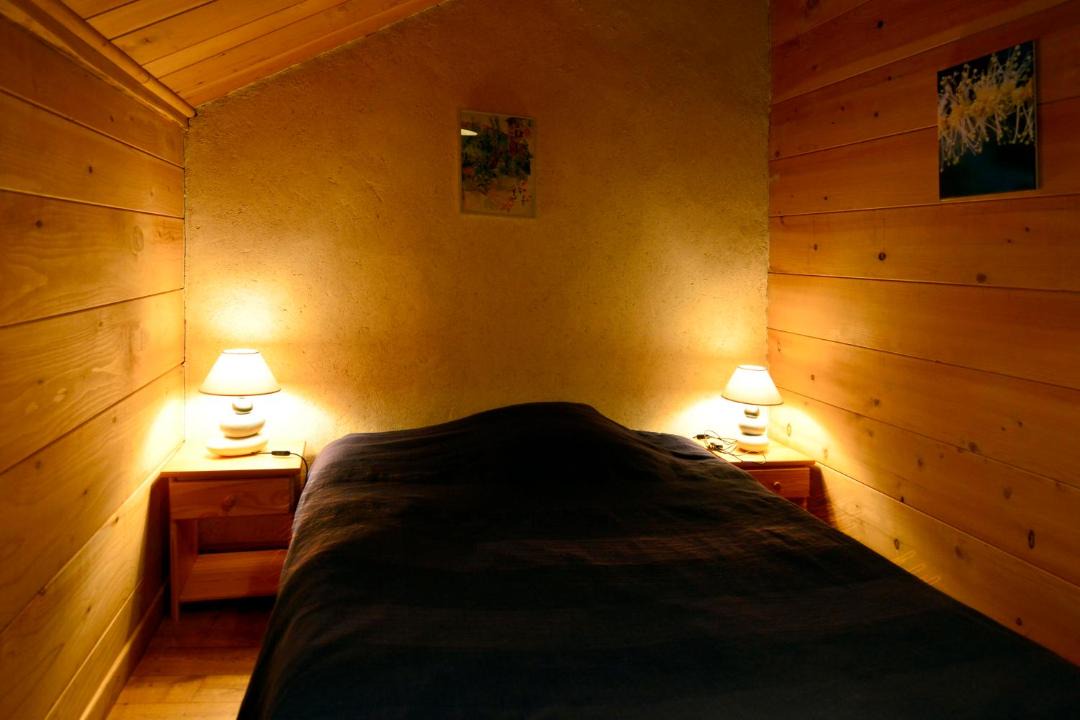 Photo of Bedroom in Saint-Frezal-de-Ventalon