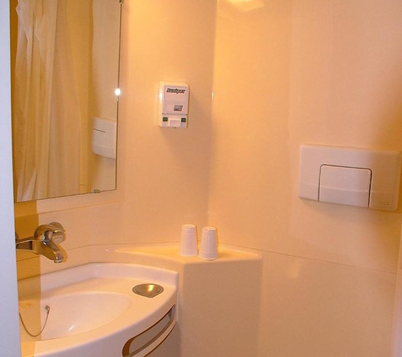 Photo of Bathroom in Germigny-des-Pres