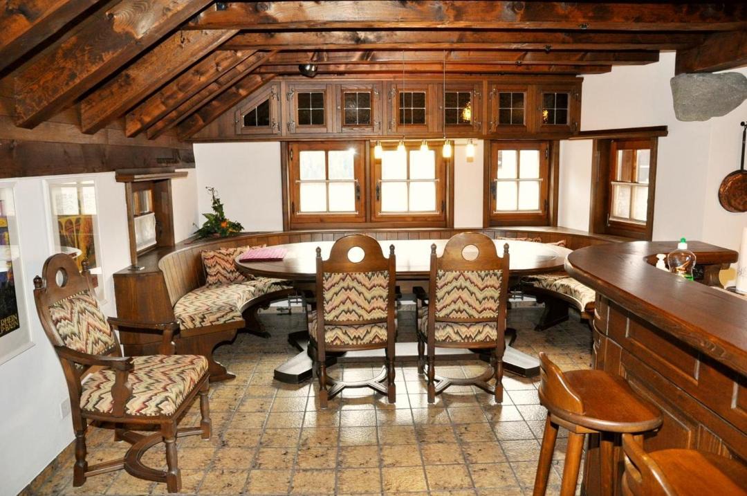 Photo of Livingroom in Engadin Scoul