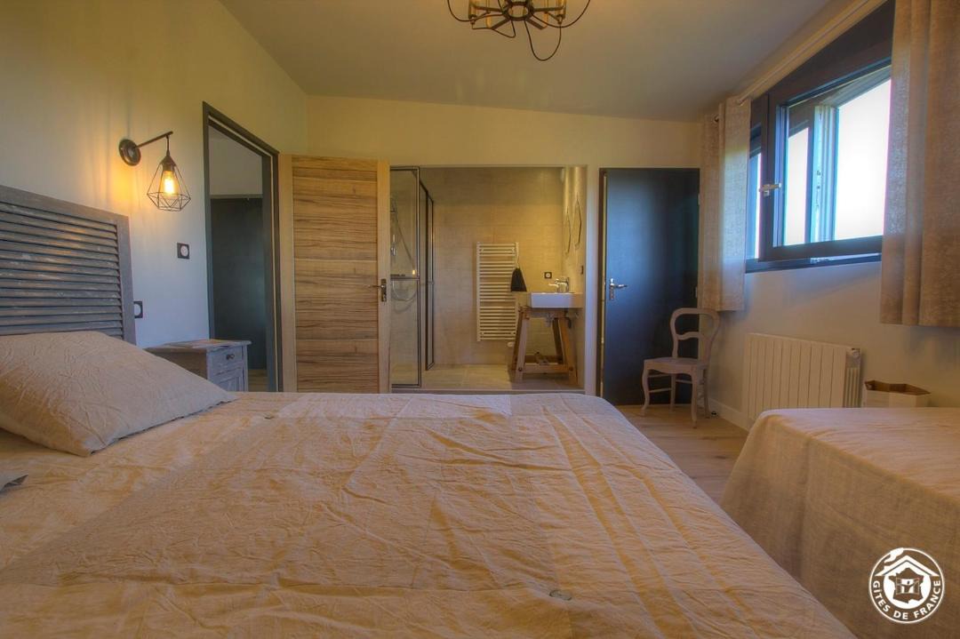 Photo of Others in Civrieux