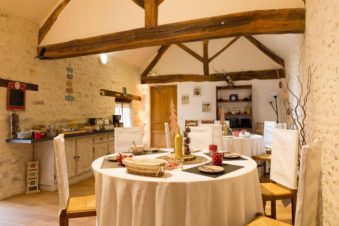 Photo of Others in Etrechy