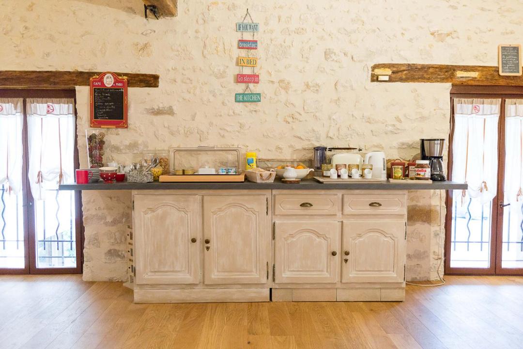 Photo of Others in Etrechy