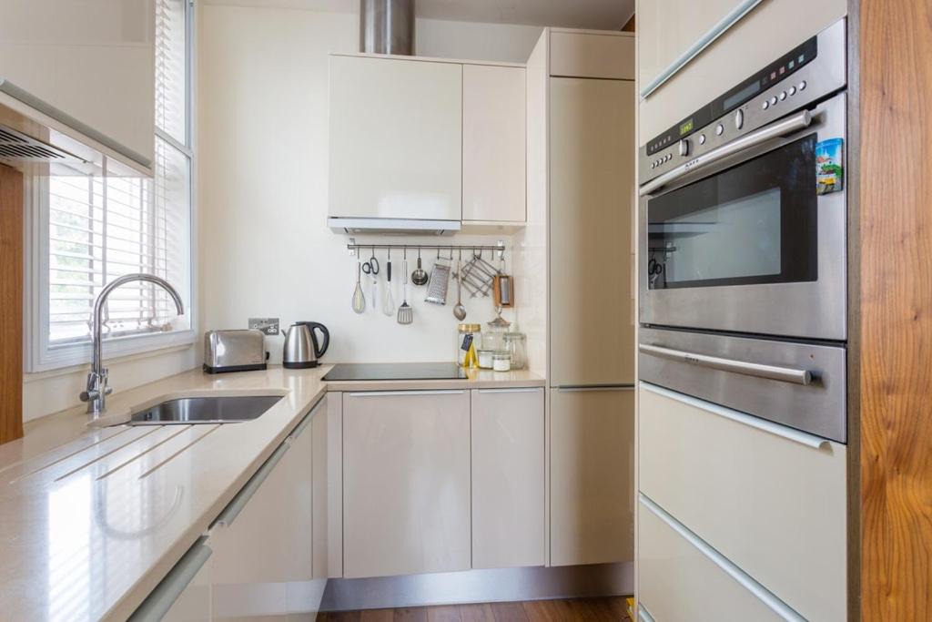 Photo of Kitchen in Redcliffe