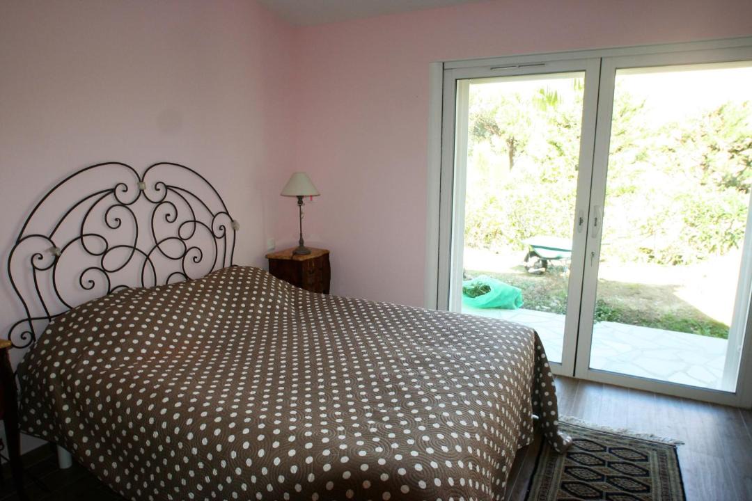 Photo of Bedroom in Sainte-Maxime