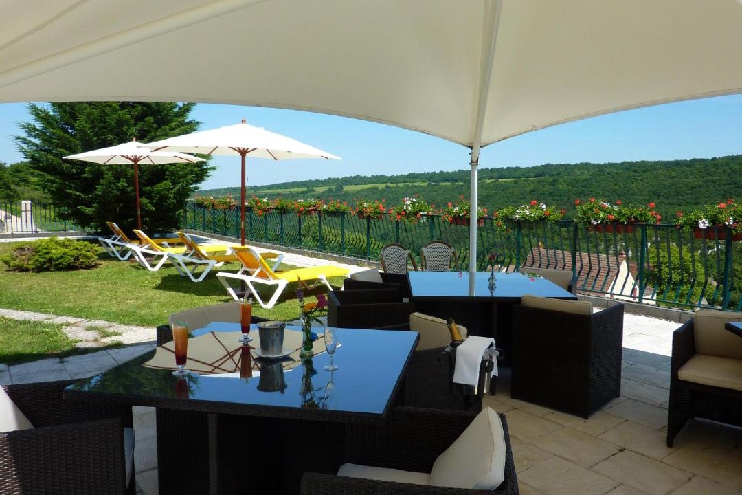 Photo of Patio Balcony in Chassey-le-Camp
