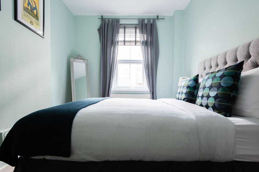 Photo of Others in Euston