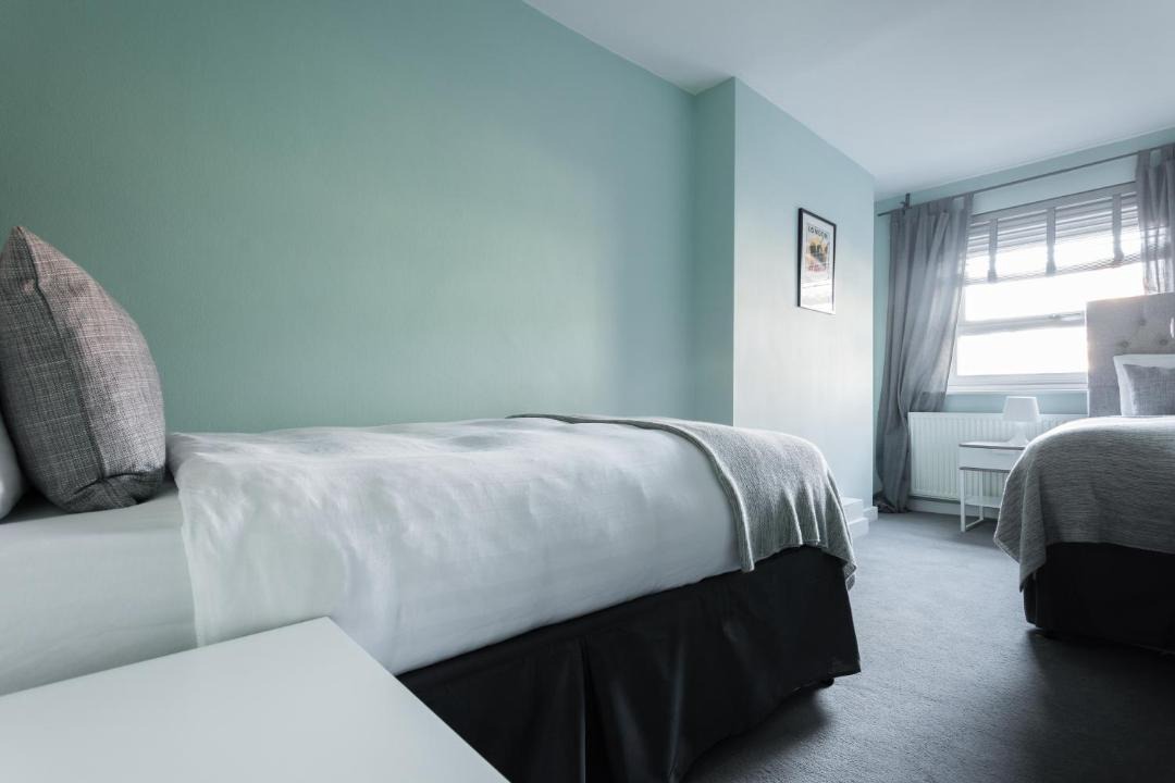 Photo of Others in Euston