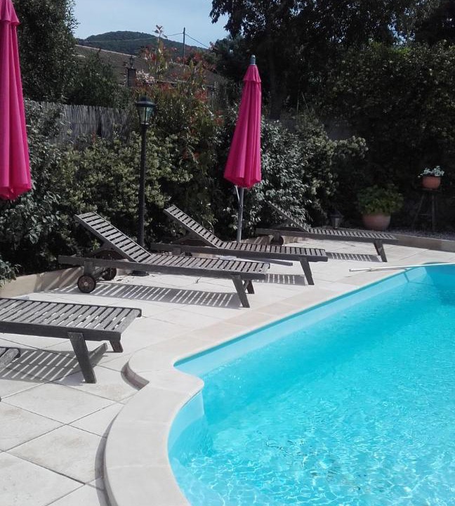 Photo of Others in Sauve