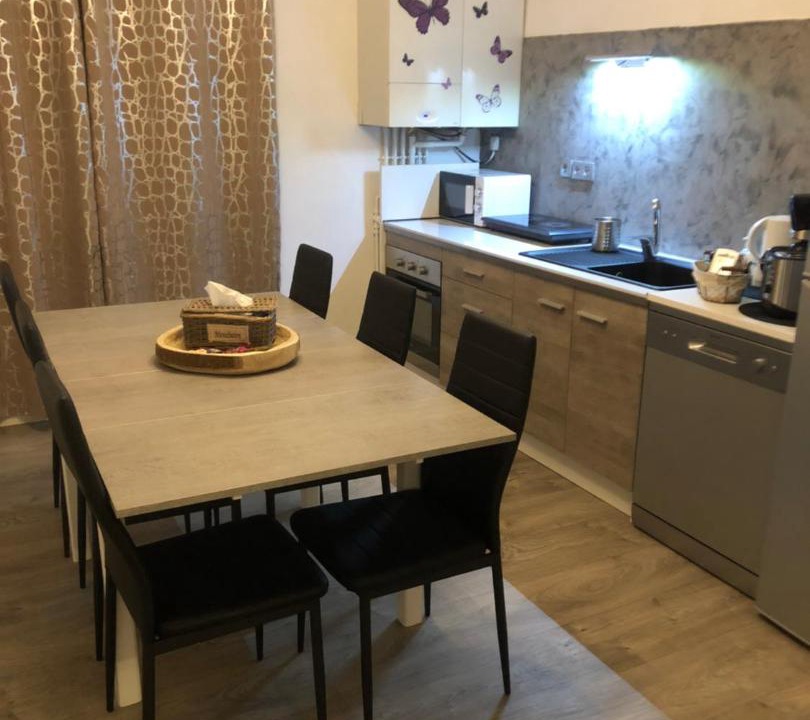 Photo of Others in Outrechaise