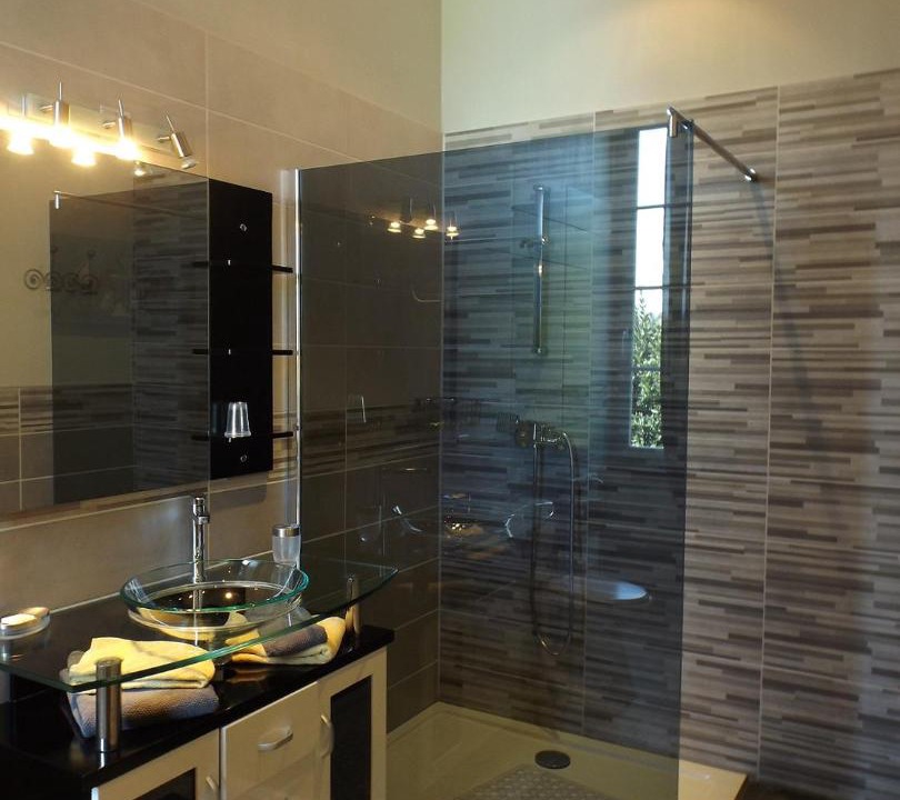 Photo of Others in Moux