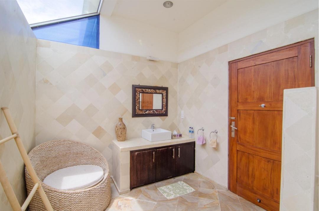 Photo of Bathroom in Senggigi