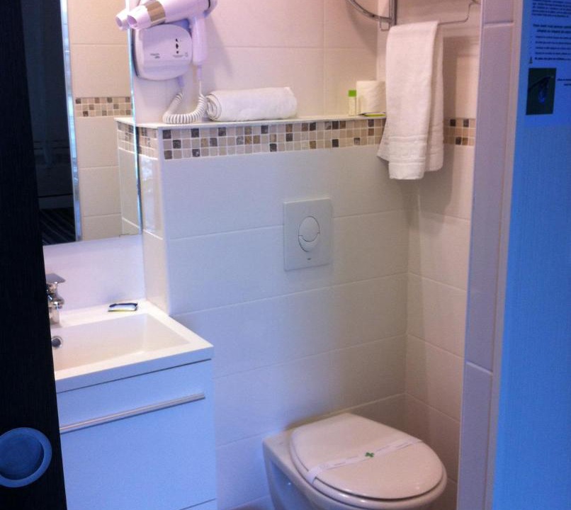 Photo of Bathroom in Dun-sur-Meuse
