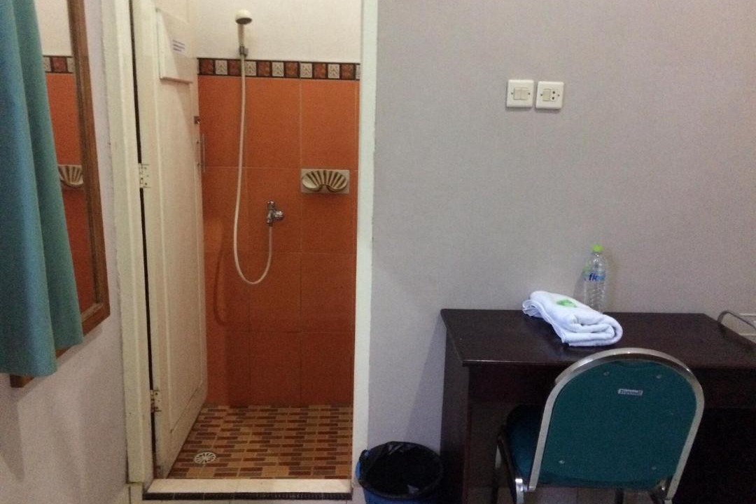 Photo of Bathroom in Wangi-Wangi