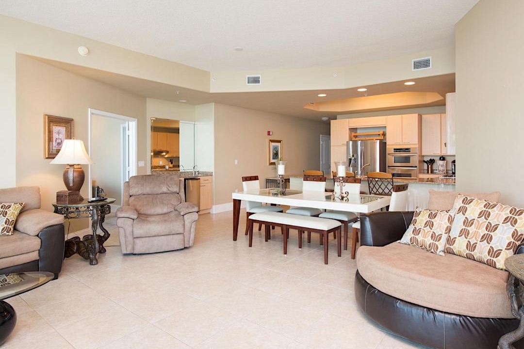 Photo of Livingroom in Orange Beach East