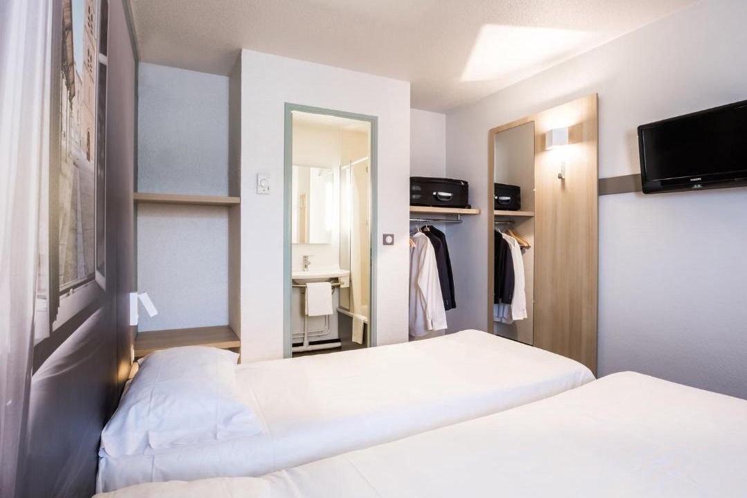 Photo of Bedroom in Nouan-sur-Loire