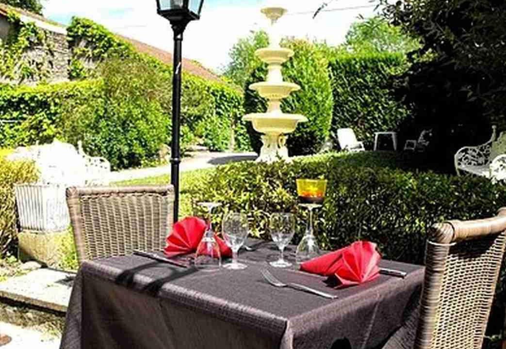 Photo of Others in Avallon