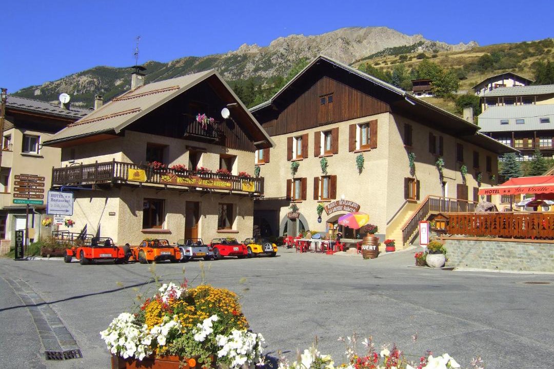 Photo of Others in Vars