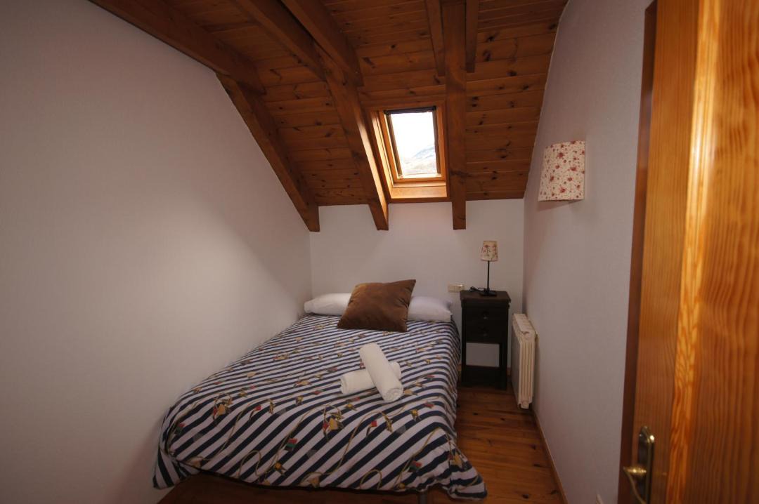 Photo of Bedroom in Linsoles
