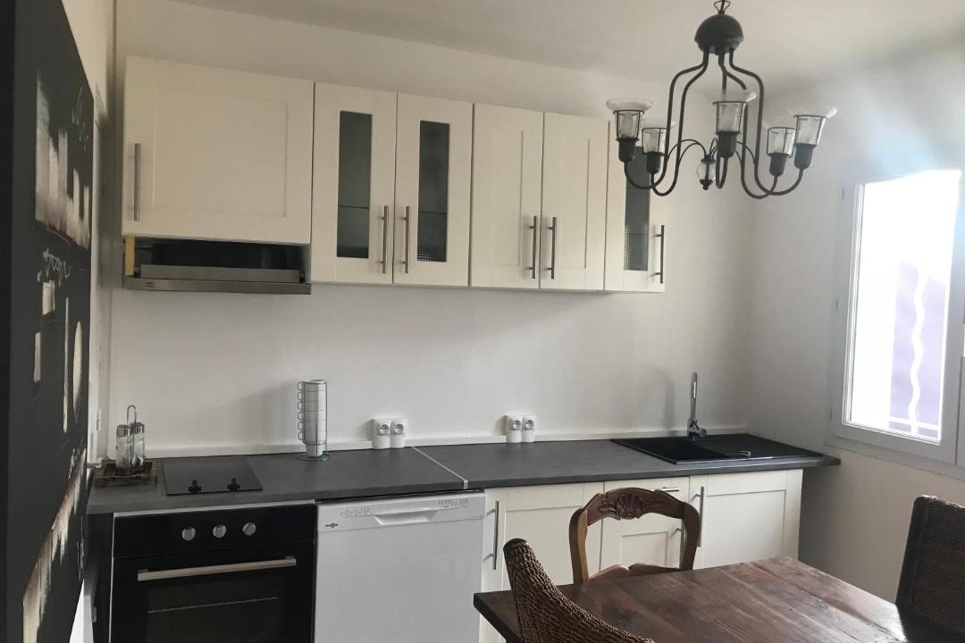 Photo of Others in Lunel-Viel