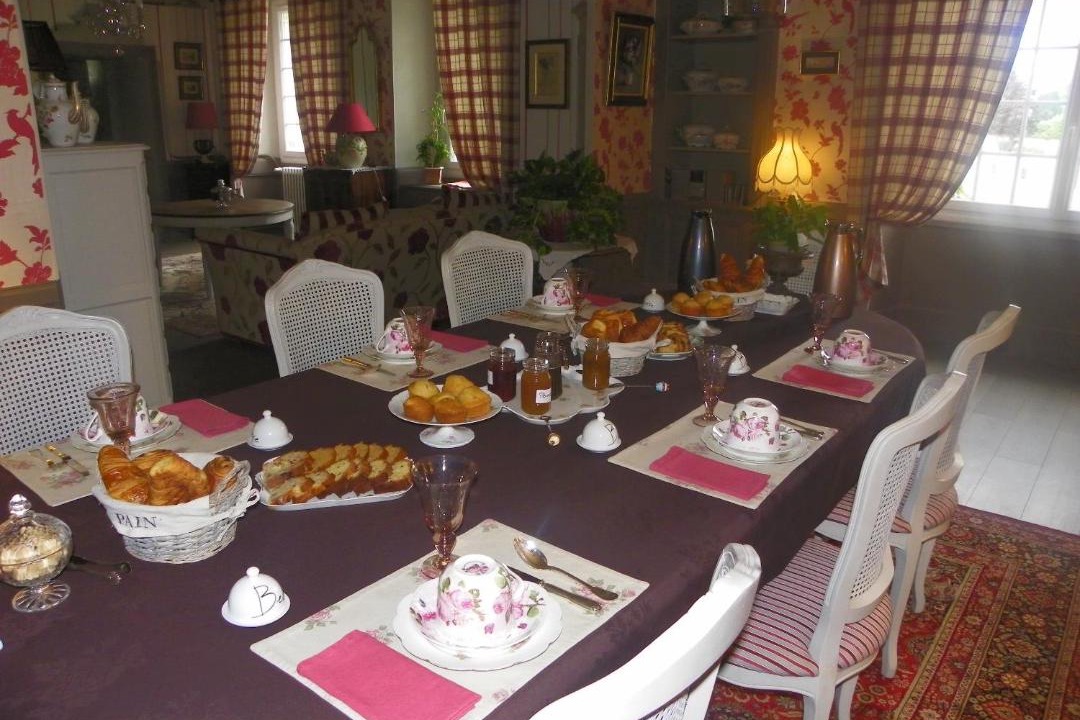 Photo of Others in Cande