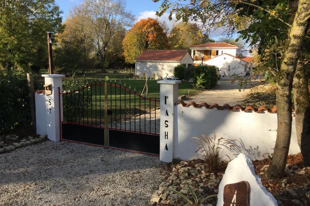 Photo of Others in Paille