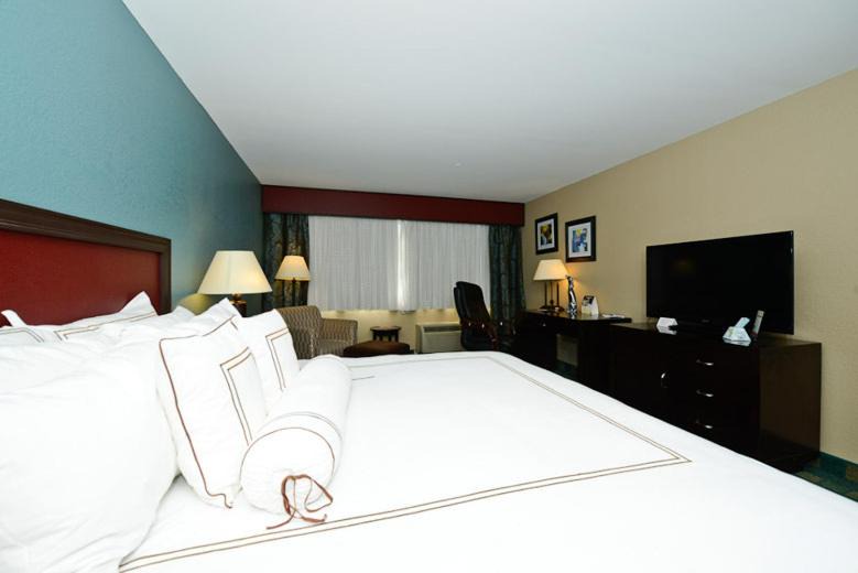 Photo of Bedroom in Lansing