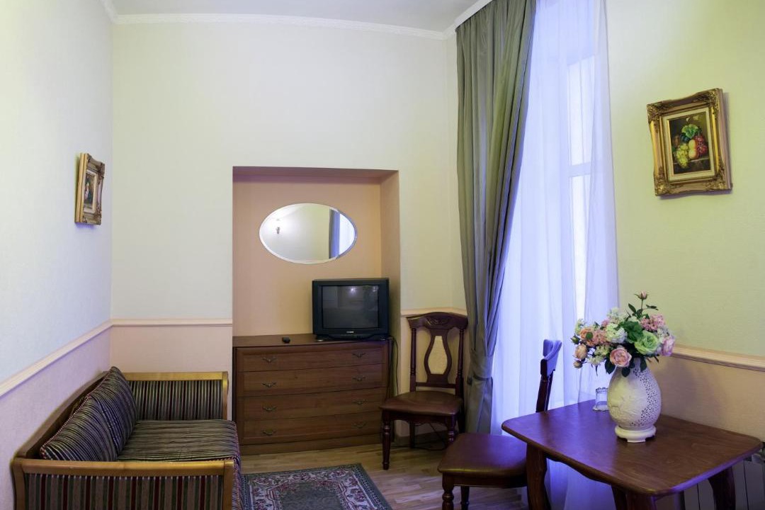 Photo of Livingroom in District No. 78