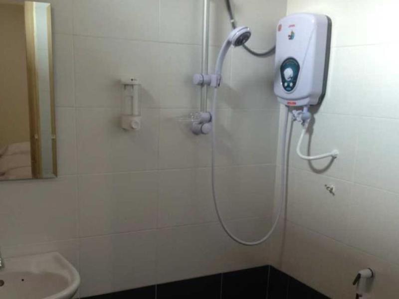 Photo of Bathroom in Kampung Pantai Batu Hitam