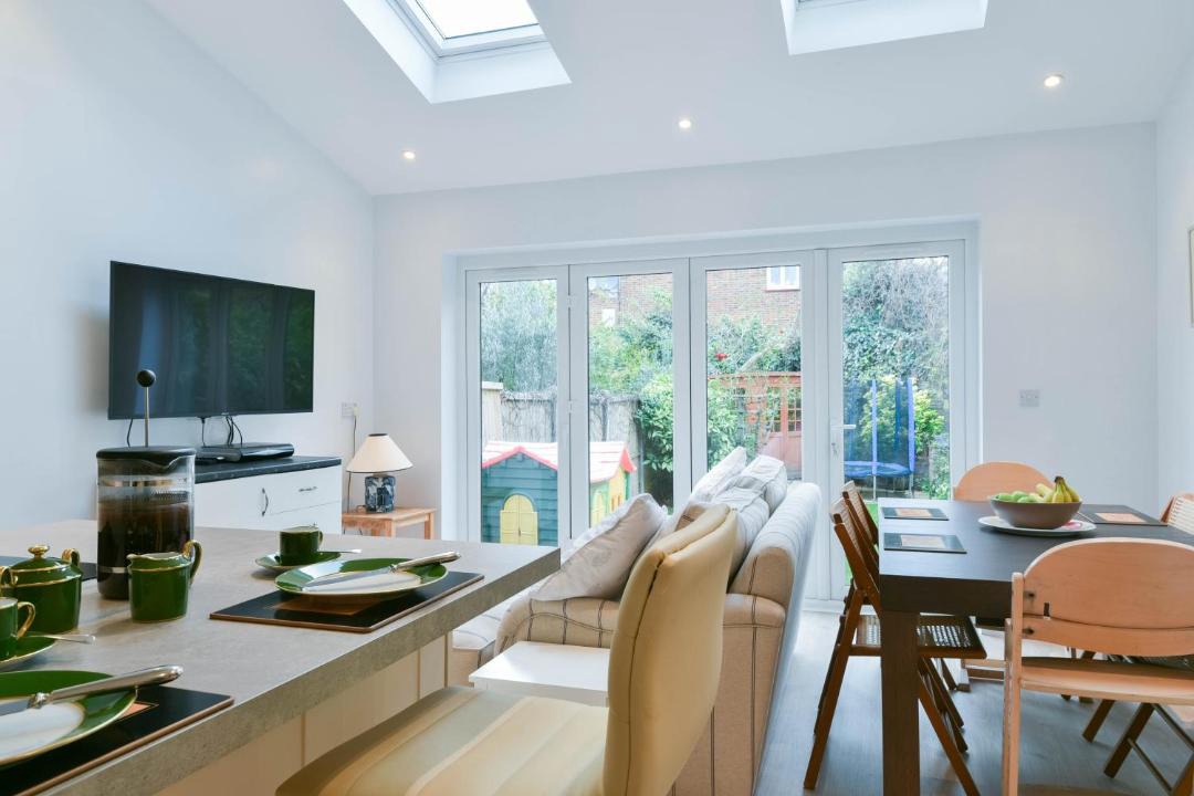 Photo of Livingroom in Earlsfield