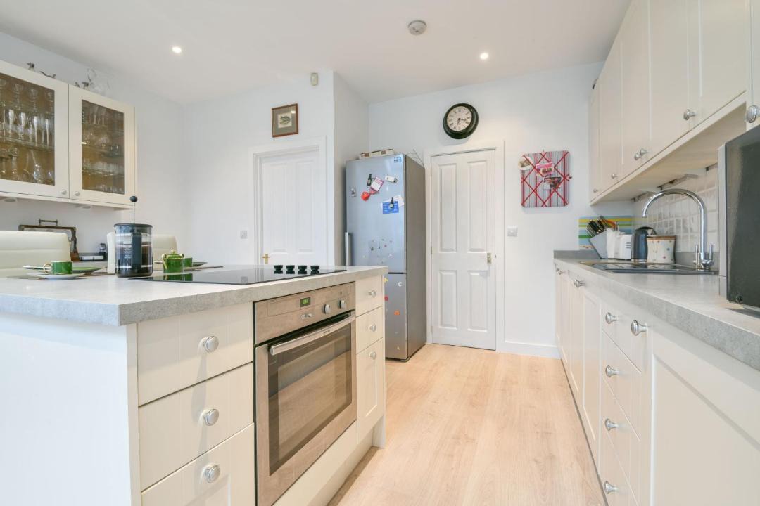 Photo of Kitchen in Earlsfield