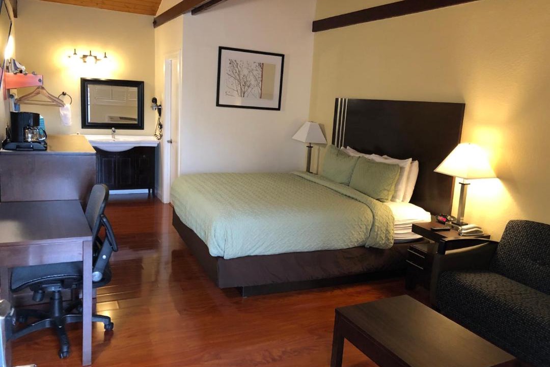 Photo of Bedroom in Marina District