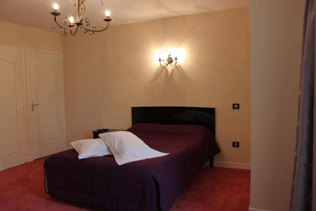 Photo of Others in Vereaux