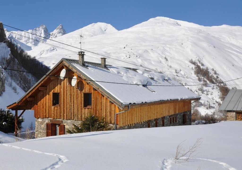 Photo of Buildings in Valloire