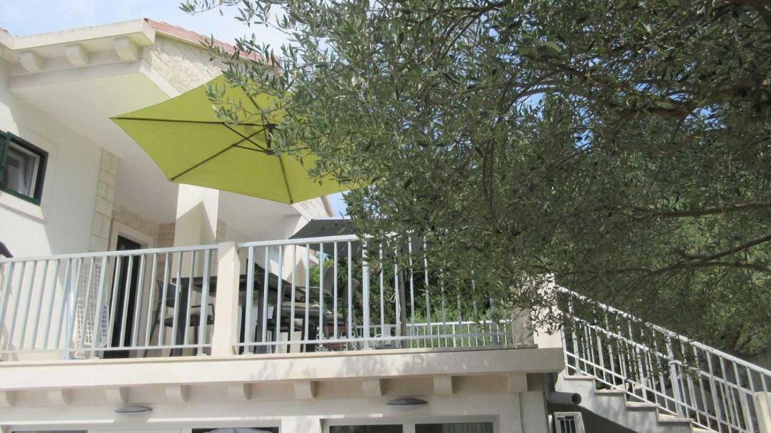 Photo of Buildings in Sumartin