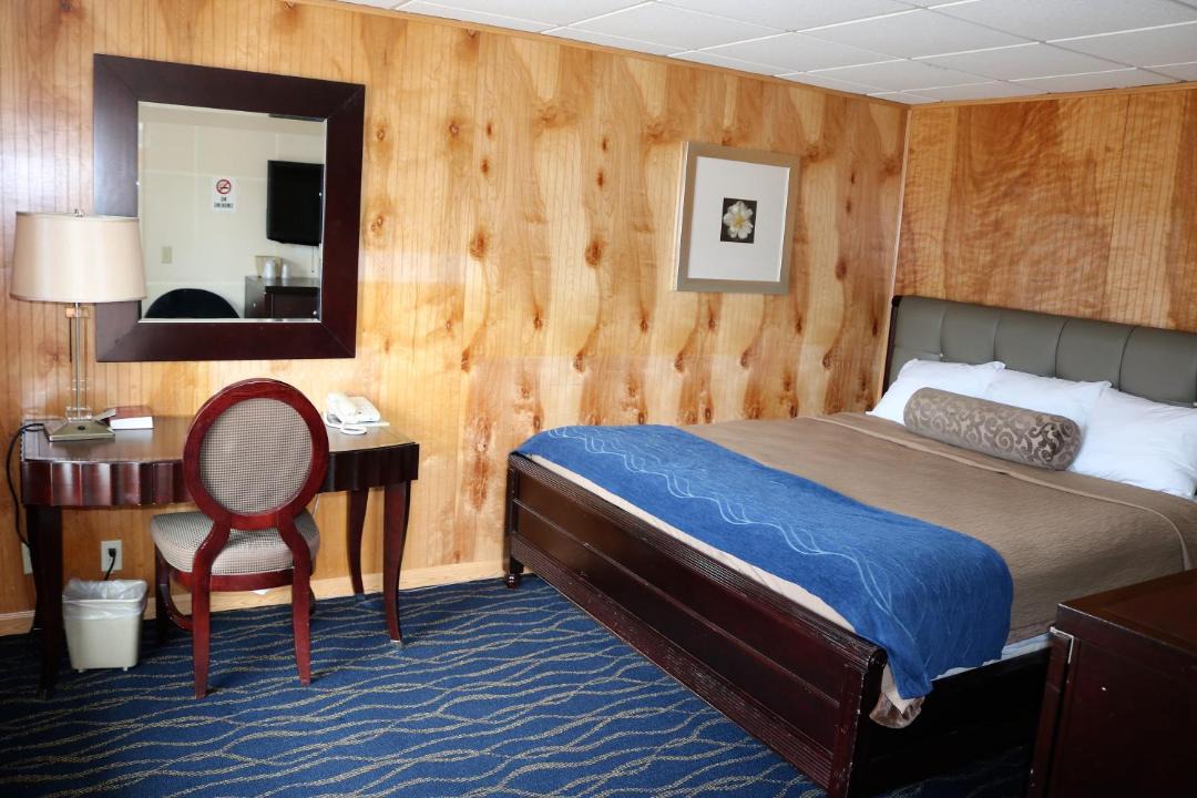 Photo of Bedroom in Mary Alice
