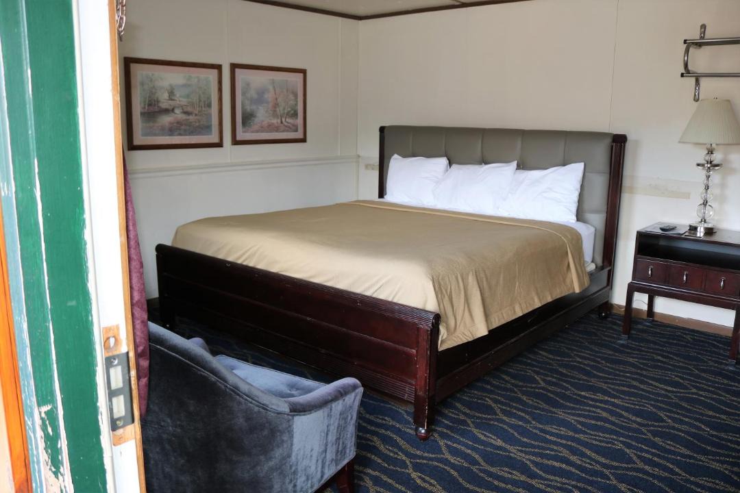 Photo of Bedroom in Mary Alice