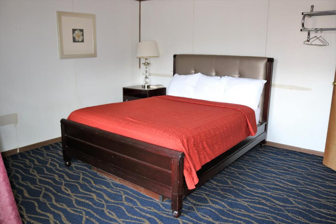 Photo of Bedroom in Mary Alice