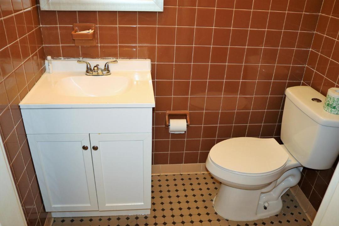 Photo of Bathroom in Mary Alice