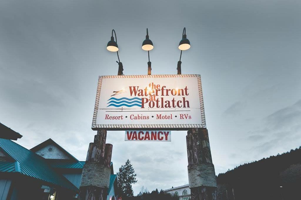 Photo of Others in Potlatch