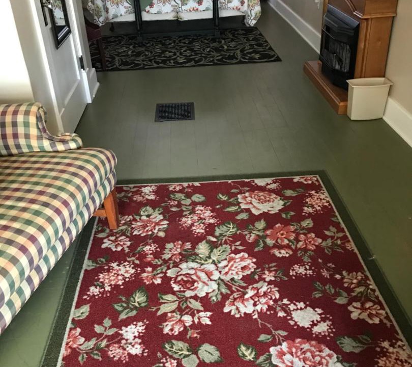 Photo of Others in Hermann