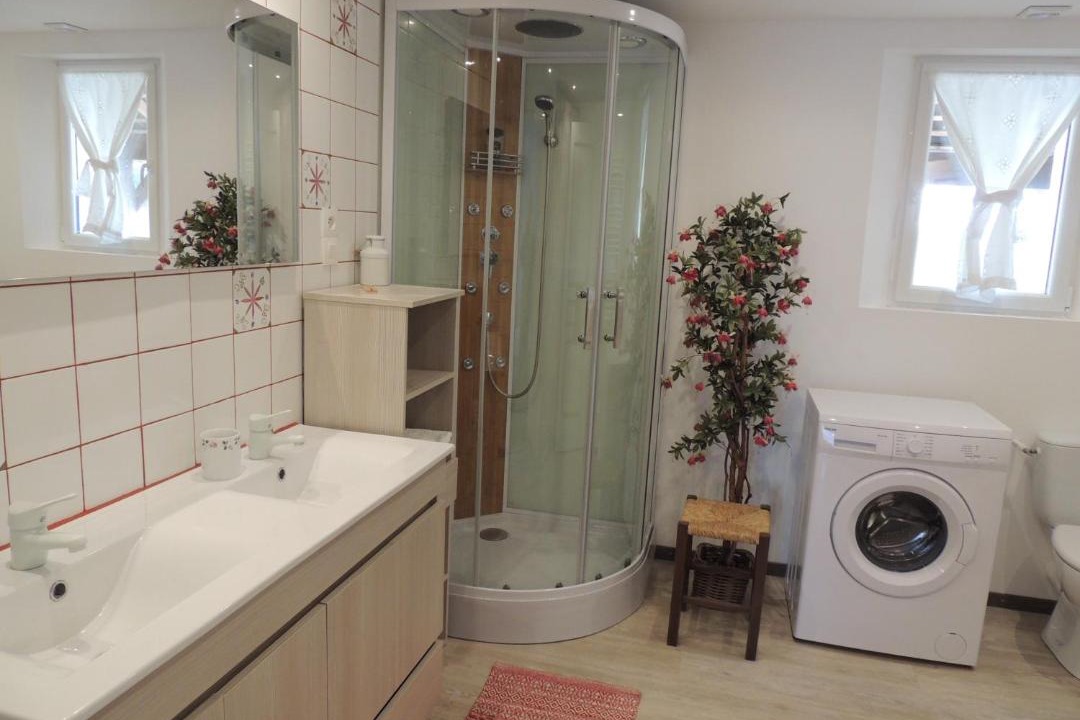 Photo of Others in Saint-Lambert-des-Levees