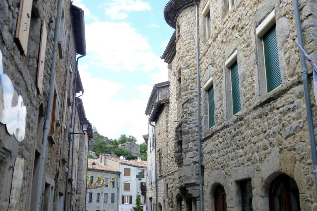 Photo of Buildings in Jaujac